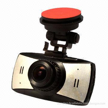 2013 Newly Coming 1,080P Full HD Drive Camera with 2.7-inch Screen